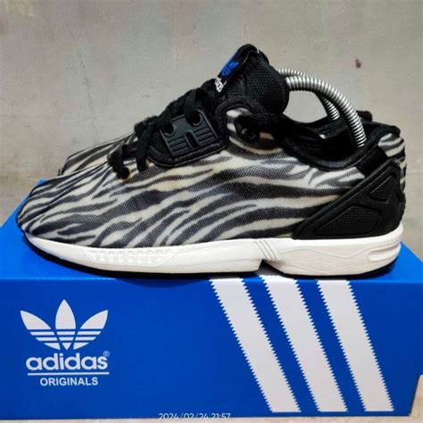 阿迪达斯 ZX Flux 尺码 42|阿迪达斯的鞋，42.5与43啥区别呀？ .